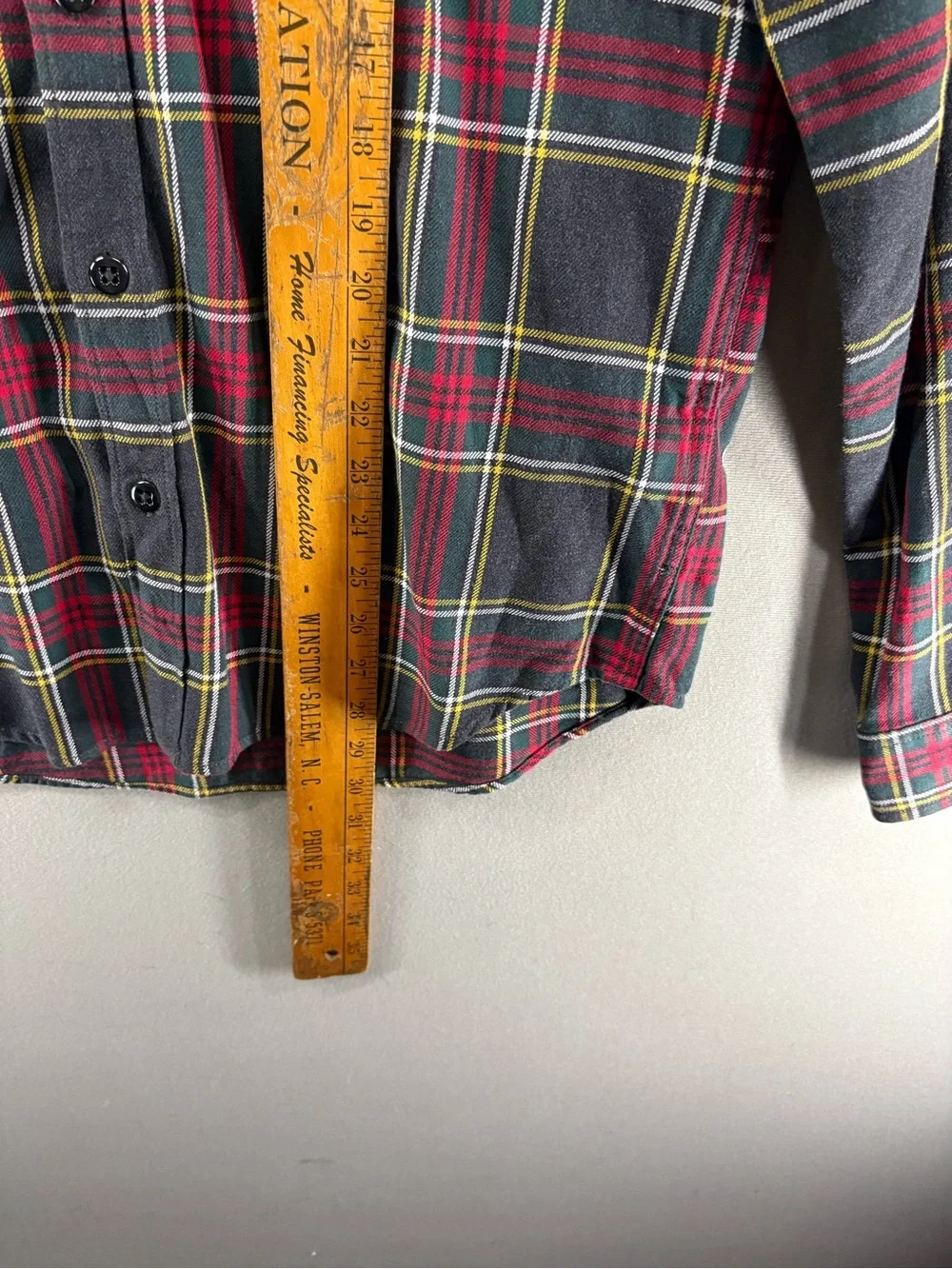 J Crew Button Up Shirt Men's Medium Regular Fit Plaid Navy Sportsmens Outfitter